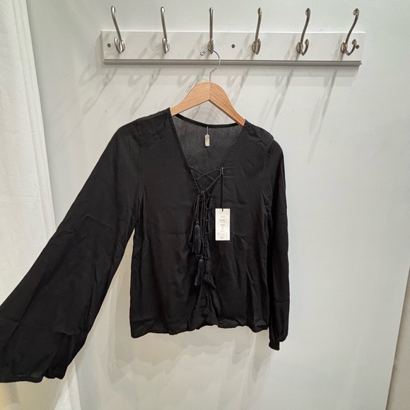 Indah Pisces Top Mandala - Picture 2 of 3